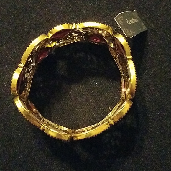 Red gemstone bracelet - Picture 4 of 5